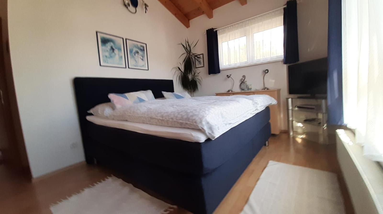 Ferienwohnung Regina Sankt Peter-Freienstein Bagian luar foto