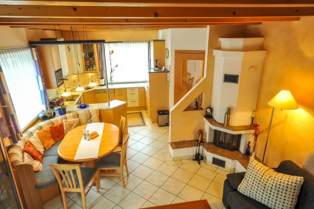 Ferienwohnung Regina Sankt Peter-Freienstein Bagian luar foto