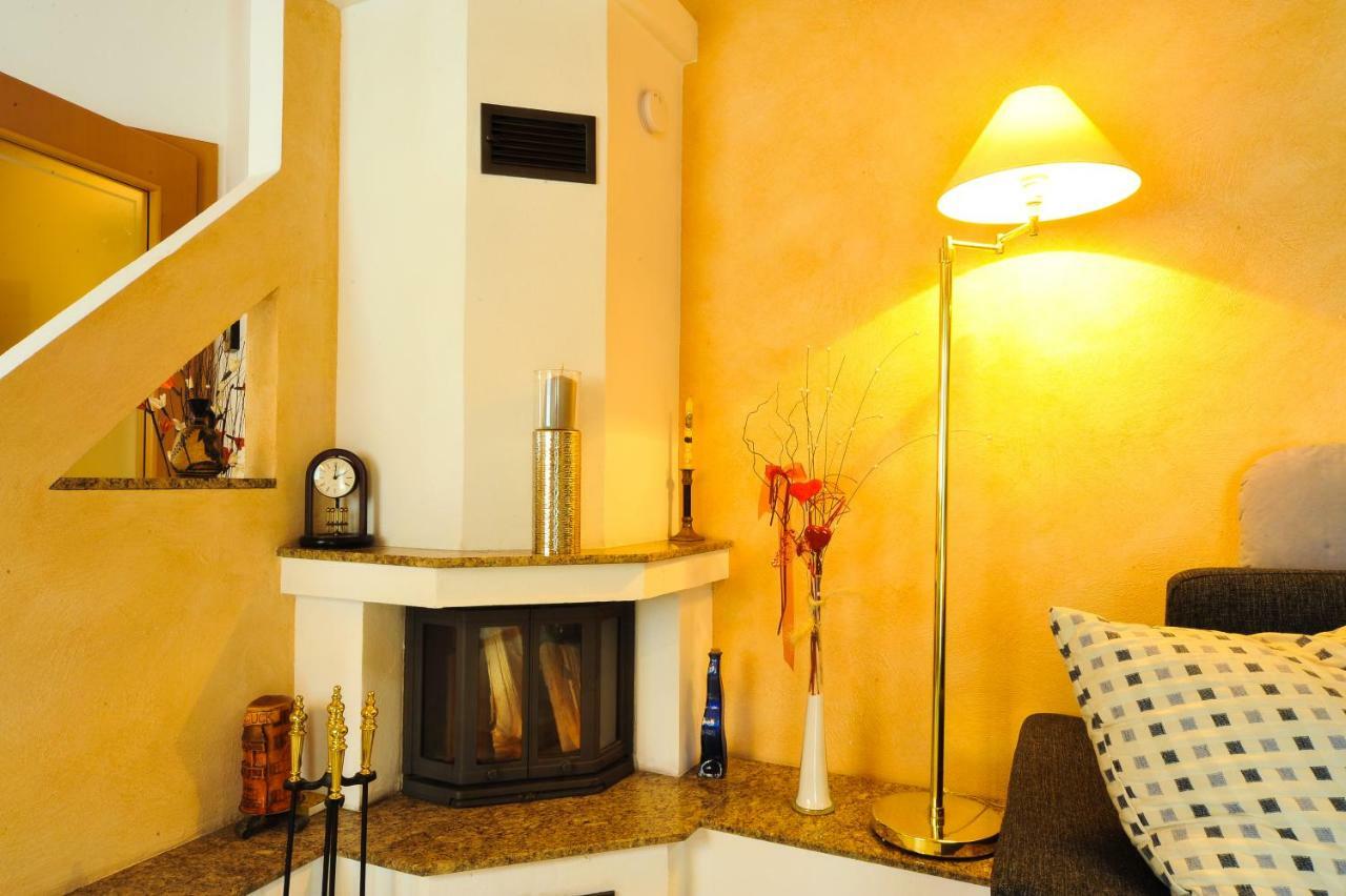 Ferienwohnung Regina Sankt Peter-Freienstein Bagian luar foto