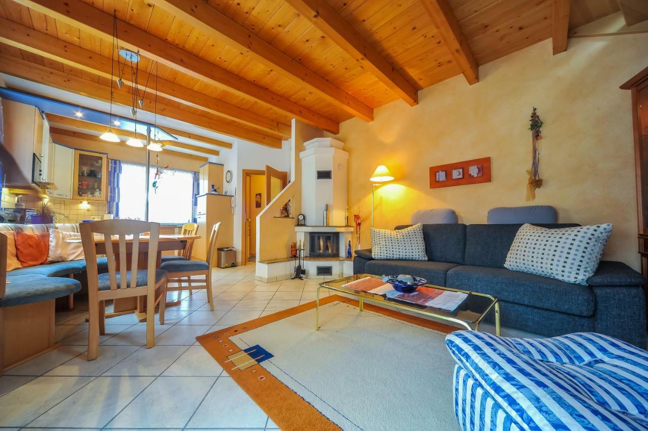 Ferienwohnung Regina Sankt Peter-Freienstein Bagian luar foto